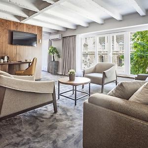 Nomad Luxury Suites